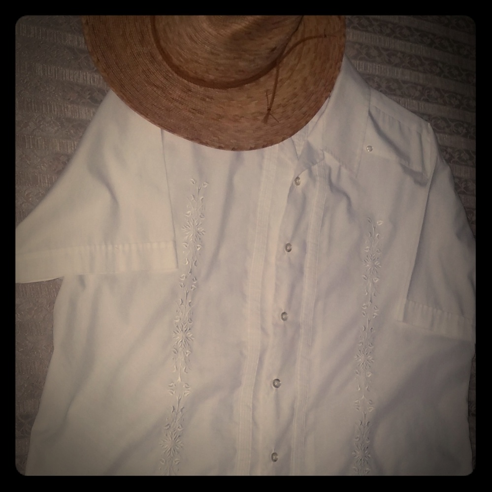 3/$15 Guayabera